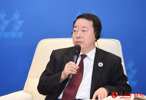 陕西日报传媒集团董事长、社长张仁华