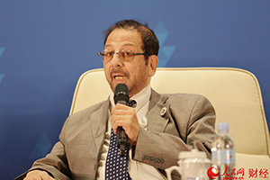 埃及《共和国报》副总编辑阿卜杜勒・穆勒姆・福兹