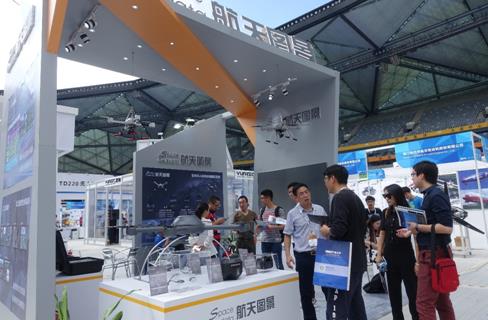 2015深圳无人机展:消费市场的淡然缺席与行业