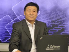 吴江委员:幸福感体现在社会保障
“‘十三五’经济增长是靠技术含量、转型升级实现的,这与实现收入翻番的方向是一致的。”吴江委员说,从整体上看,收入水平的提高有赖于服务业领域的发展。随着金融业、物流、信息产业等生产型和生活型服务业的快速发展,我国第三产业正处于上升态势,势必将带动服务业收入水平快速上升.