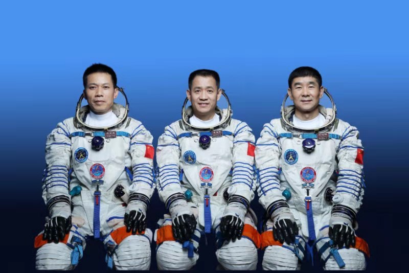 神舟十二號載人飛行任務航天員乘組確定。中國載人航天工程辦公室供圖