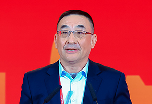 微眾銀行黨委書記、行長李南青          努力成為全球領先的互聯網銀行標杆品牌