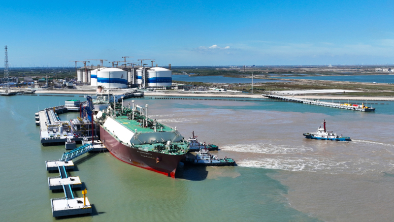 鹽城“綠能港”開始接卸首船液化天然氣。受訪者供圖
