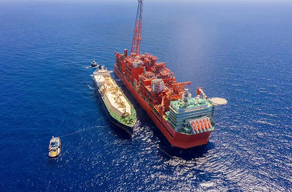 中国油企参与的世界级超深海浮式LNG项目实现全产业链运营