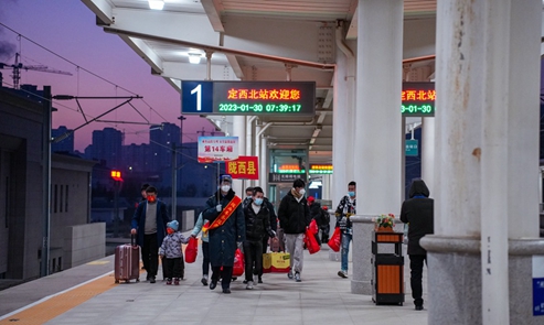 出發！甘肅開行新年首趟高鐵務工專列
