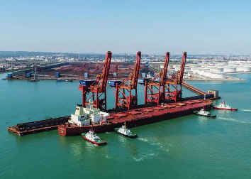 湛江港40万吨级散货码头