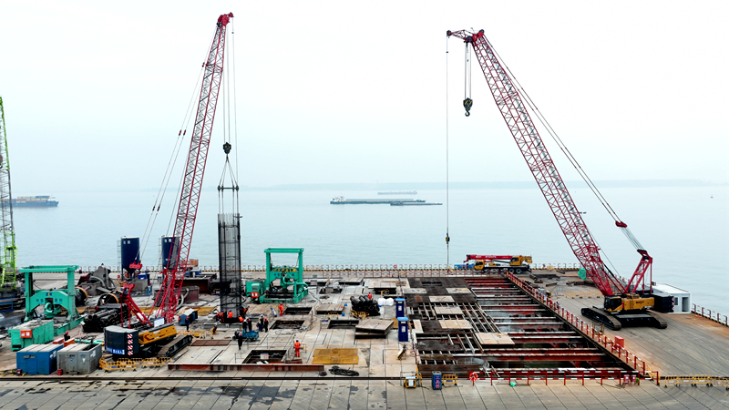 张靖皋长江大桥。中交二航局供图