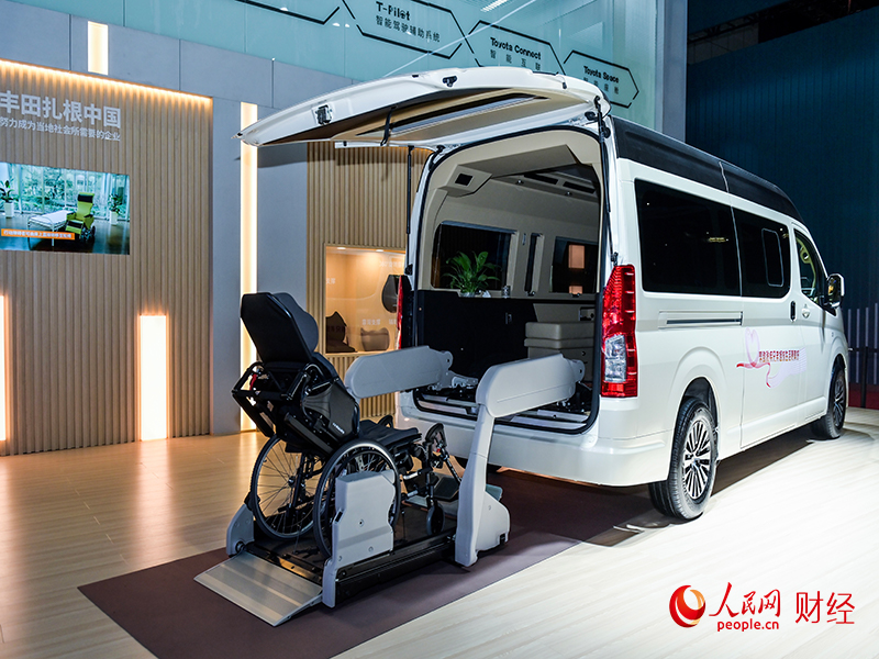 �����й������仯���̼ӿ죬�������˼��Ӧ�����仯����ĸ��ֿ��⡣�˴γ�չ����������˰����ж�������ʿ���е����ϰ�¶Ӫ�������ж�������ʿ�������ɳ��еı����������� ������