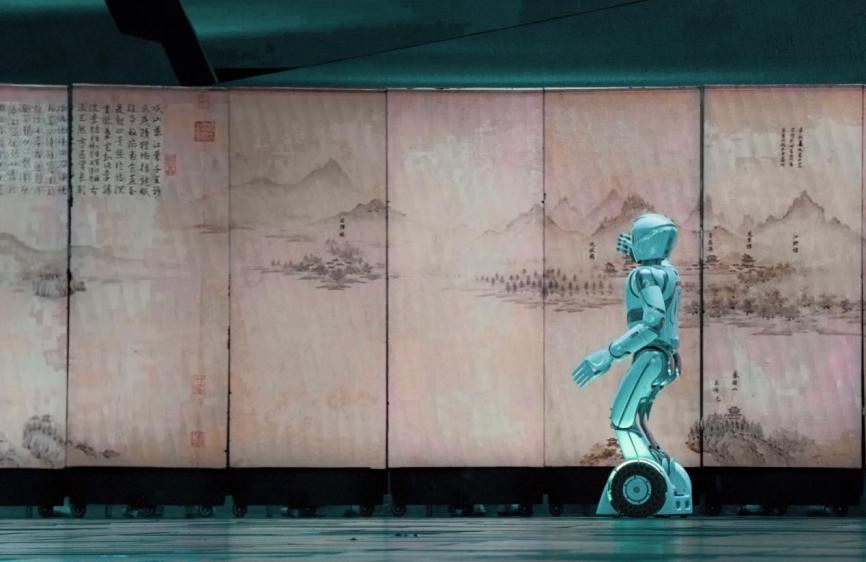 優必選大型人形機器人Walker X騎平衡車與《蜀川勝概圖》互動