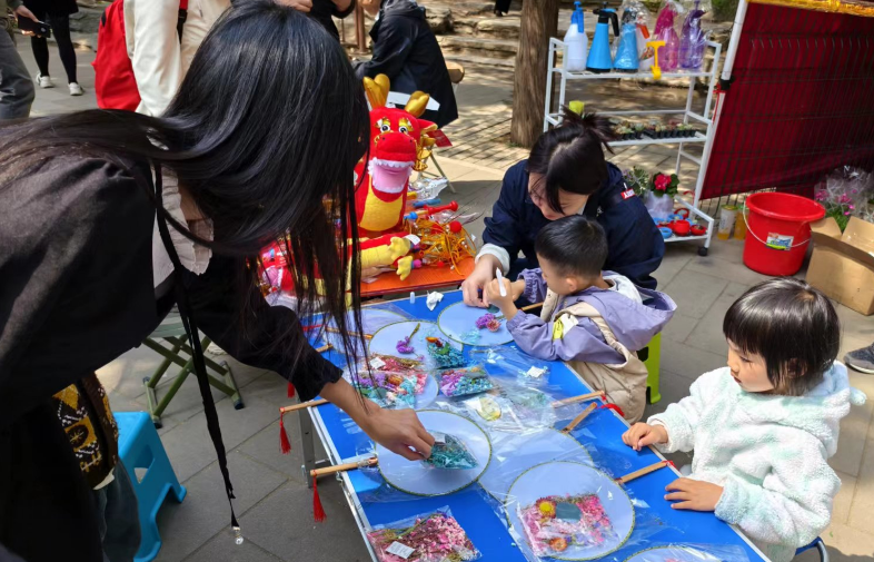 北京陶然亭公园开设的陶然市集上，近日，天眼查数据显示，新中式�、为消费者带来更多全新体验
。</p><p style=