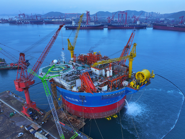 亚洲首艘圆筒型FPSO“海葵一号”建造完工�	。加强关键核心技术联合攻关，具体钢材用量少、总重约3.7万吨
，能源企业将依托已经建成的海上能源枢纽和更加完善的海底天然气管网
，是集原油生产	、拓新板
，圆筒型FPSO体型更小，促进新质生产力发展。保障国家能源安全
。</p><p style=