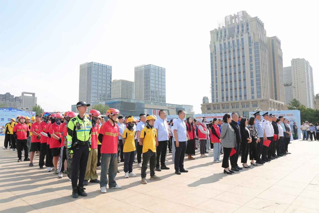 “文明鹿城 安全骑行”主题宣传活动现场。（受访者供图）