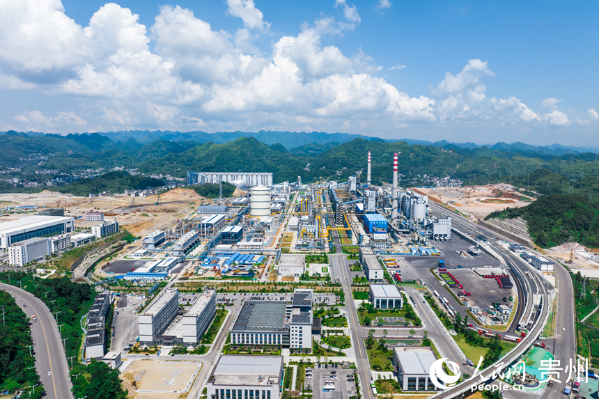 行进中国 | 看一块煤如何“吃干榨尽”