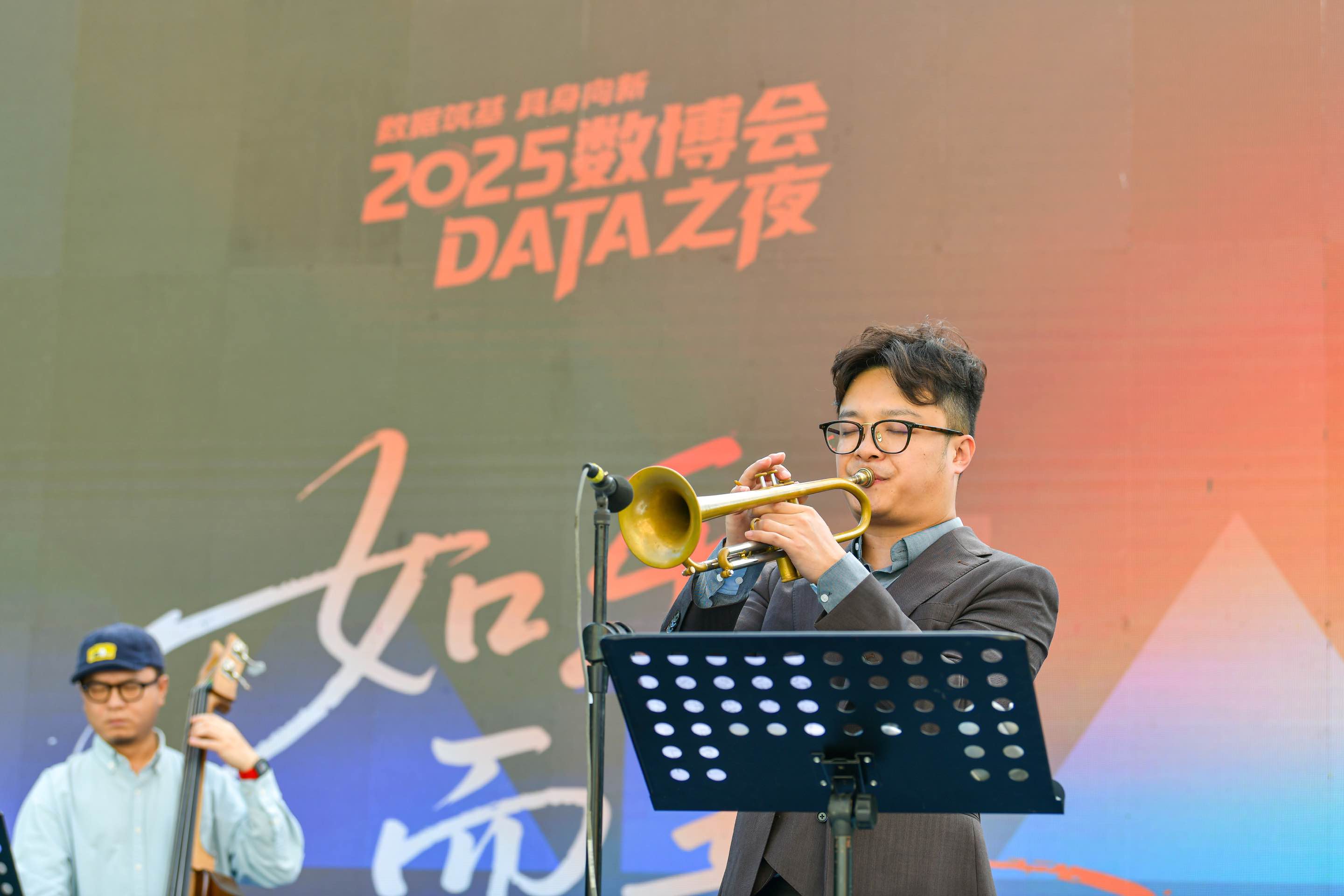 樂隊演奏JAZZ、BOSSA NOVA風格樂曲