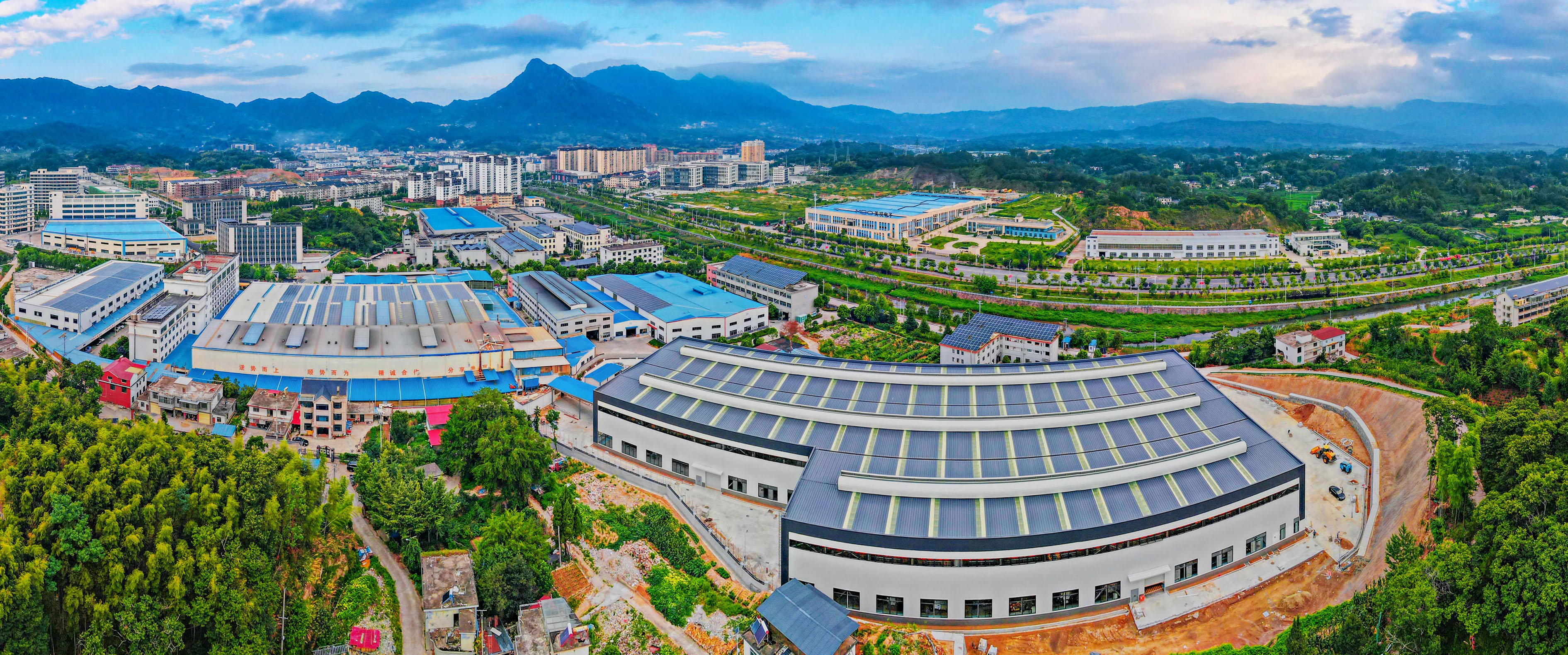 安徽安庆：“智能化制造产业园”雏形初现