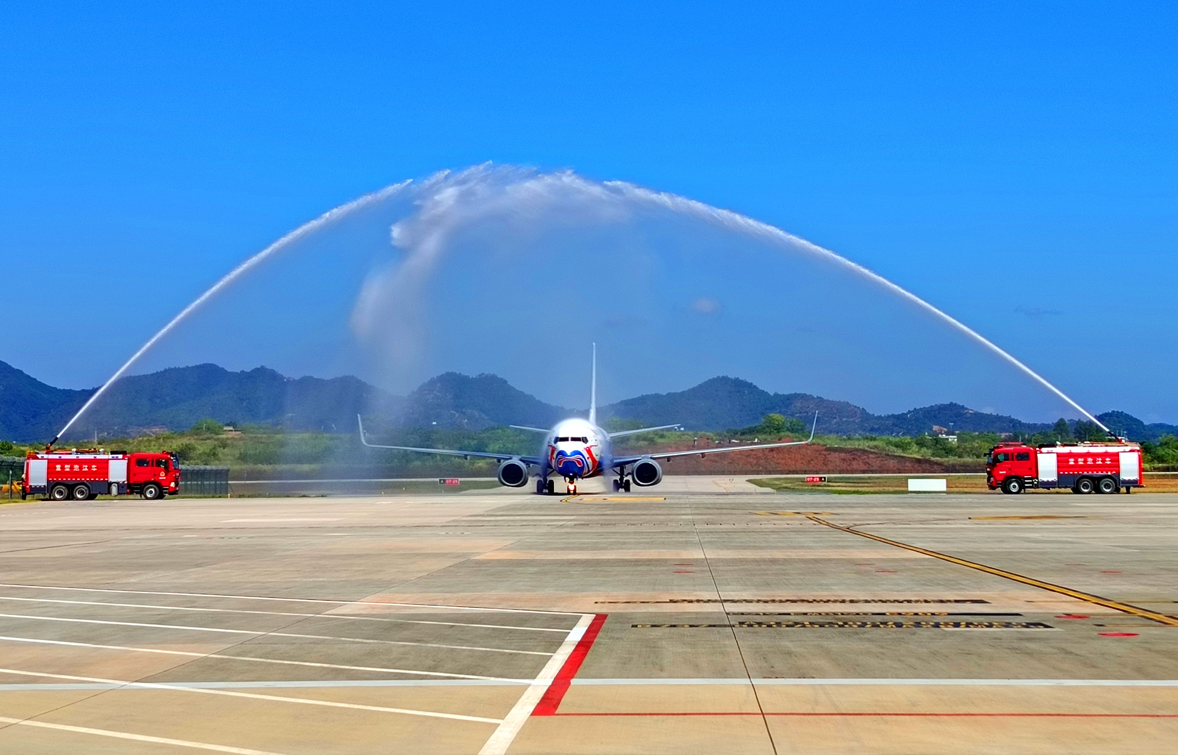 江西：赣州瑞金机场正式通航