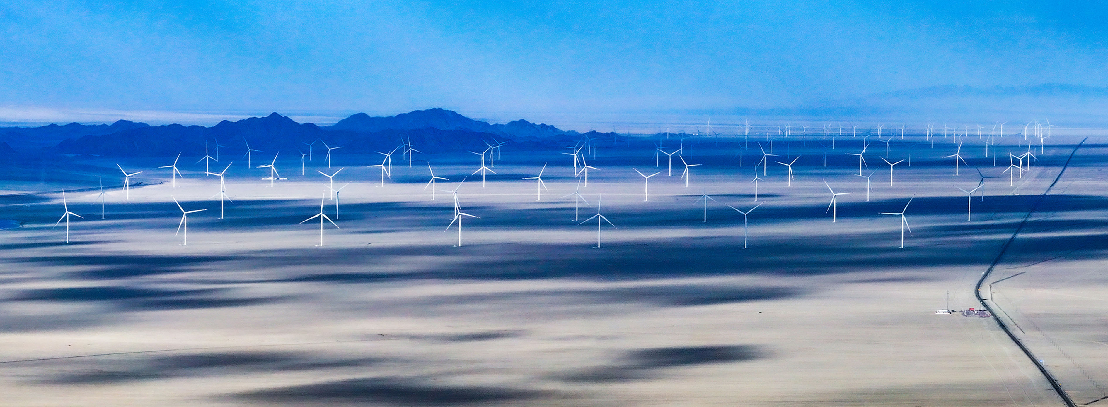 青海茫崖：戈壁“风”景如画