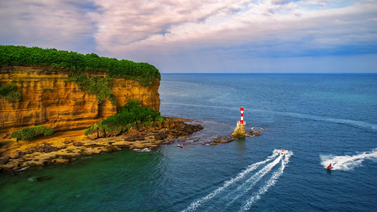 北部湾近岸海域水质良好，常年位居全国“第一档”水平。受访者供图