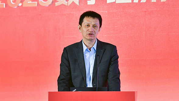 敖立:數據制度體系建設持續加速 產業實踐探索多點開花                                                                                            隨著以人工智能為代表的新一輪科技革命和產業變革深入發展，特別是年初由國產大模型DeepSeek引發的新一輪人工智能發展熱潮，數據作為關鍵生產要素的戰略價值愈加凸顯。2025年，我國數據要素市場繼續保持快速發展。                                                                                                                                                                                                                                                詳情                                                                                            