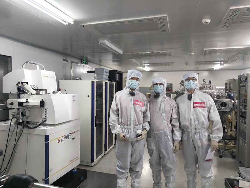 博士生和UP主带你“云游”实验室。中国科学院物理研究所供图