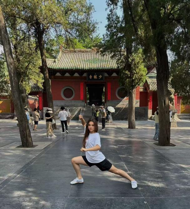 伊麗莎白在河南登封學習武術。受訪者供圖