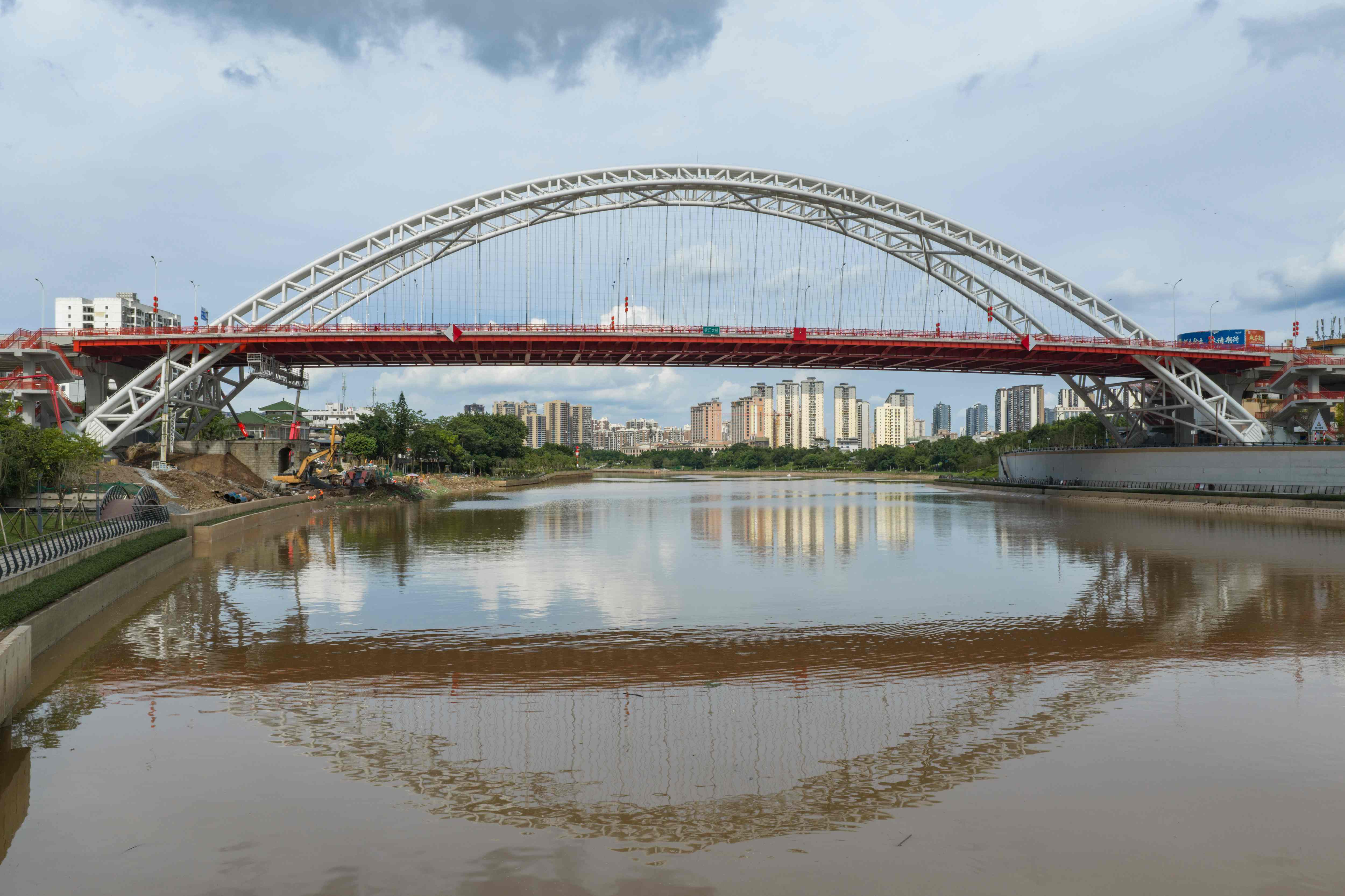 現在的欽江一橋。 李景琳攝
