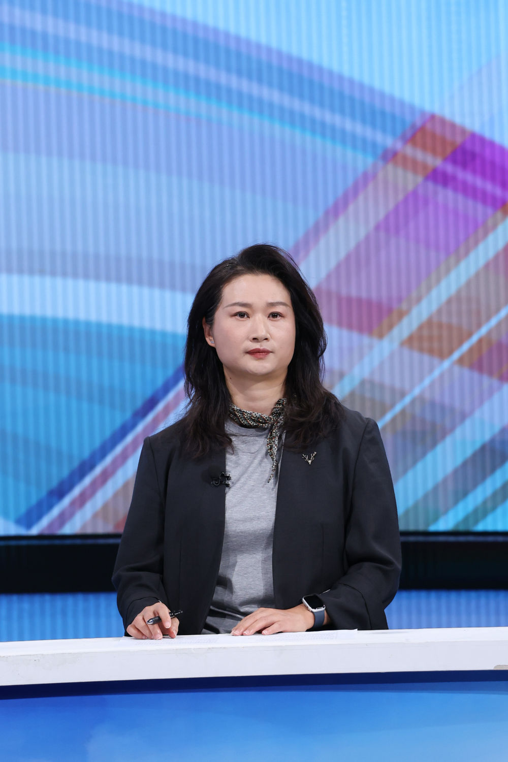   長沙新消費研究院院長張丹丹在第三十七期“中國經濟圓桌會”大型全媒體訪談節目錄制現場發言。新華社記者 張帆 攝