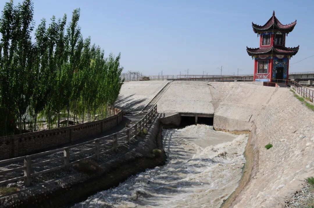 甘肅討賴河北干渠取水口。水利部供圖
