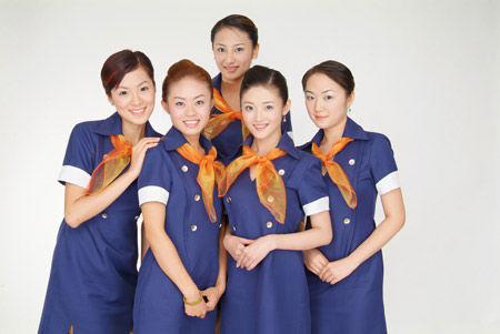 组图:专业中尽显妩媚 漂亮的<em>中国空姐</em> (7)--经济