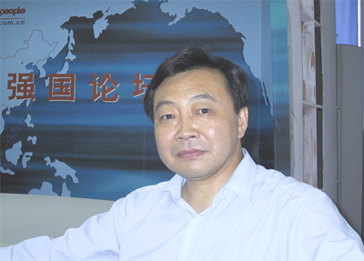 中国人民大学经济学院教授黄卫平介绍了全球化