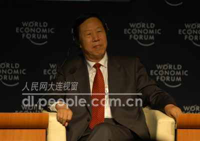 夏季达沃斯论坛展望中国未来发展--经济--人民