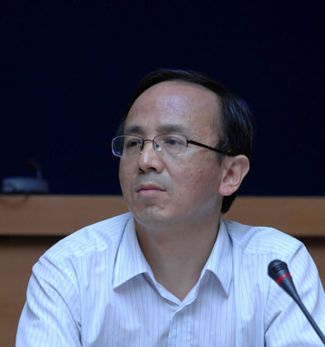 中国财政积极出版社社长贾杰主持会议--人民网