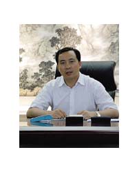 重庆农村商业银行董事长 刘建忠--人民网经济频