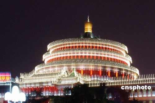 组图]中国十大城市地标性建筑 比比谁最美 (10