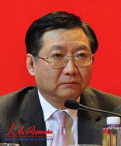 中国证监会副主席刘新华