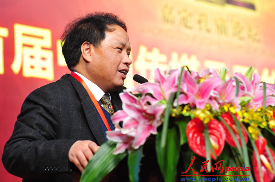 上海市网宣办副主任谢海光做主题演讲