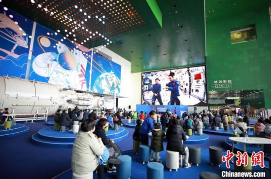 地面主课堂开放活动现场。 中国科技馆 供图