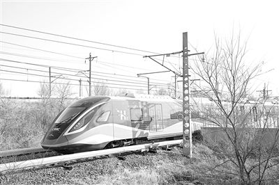 全球首列氢能源市域列车完成满载运行试验