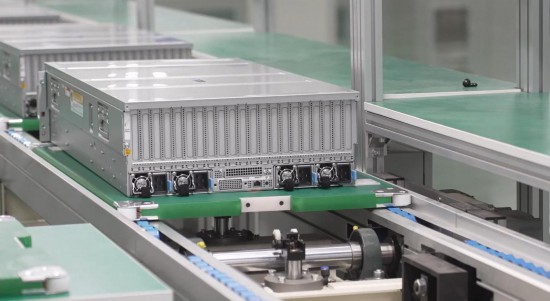 江蘇興化:智算開新局國產自主算力服務器投產進行時(图1)
