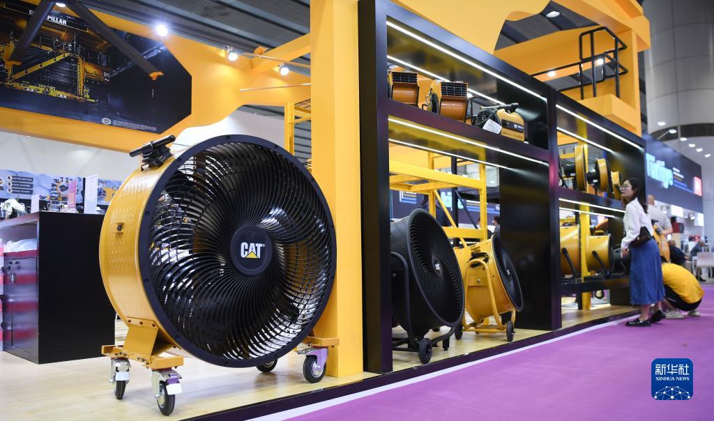 ����10��15�գ��ι������˽�һ��������չ�̵Ĳ�Ʒ���»������ �˻� ��