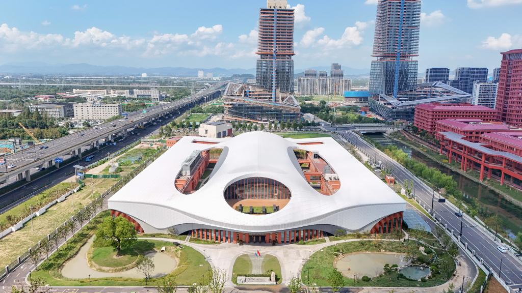 圖為超重力離心模擬與實驗裝置實驗大樓。(浙江大學供圖)